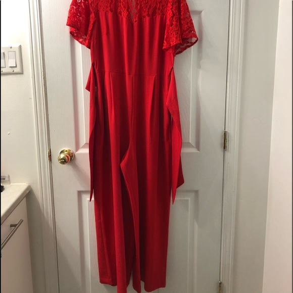 NWOT Zara Jumpsuit in Red - Picture 9 of 9